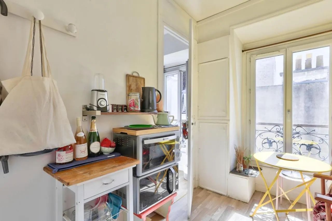 Bright Studio In Alesia - Paris 14 Apartment